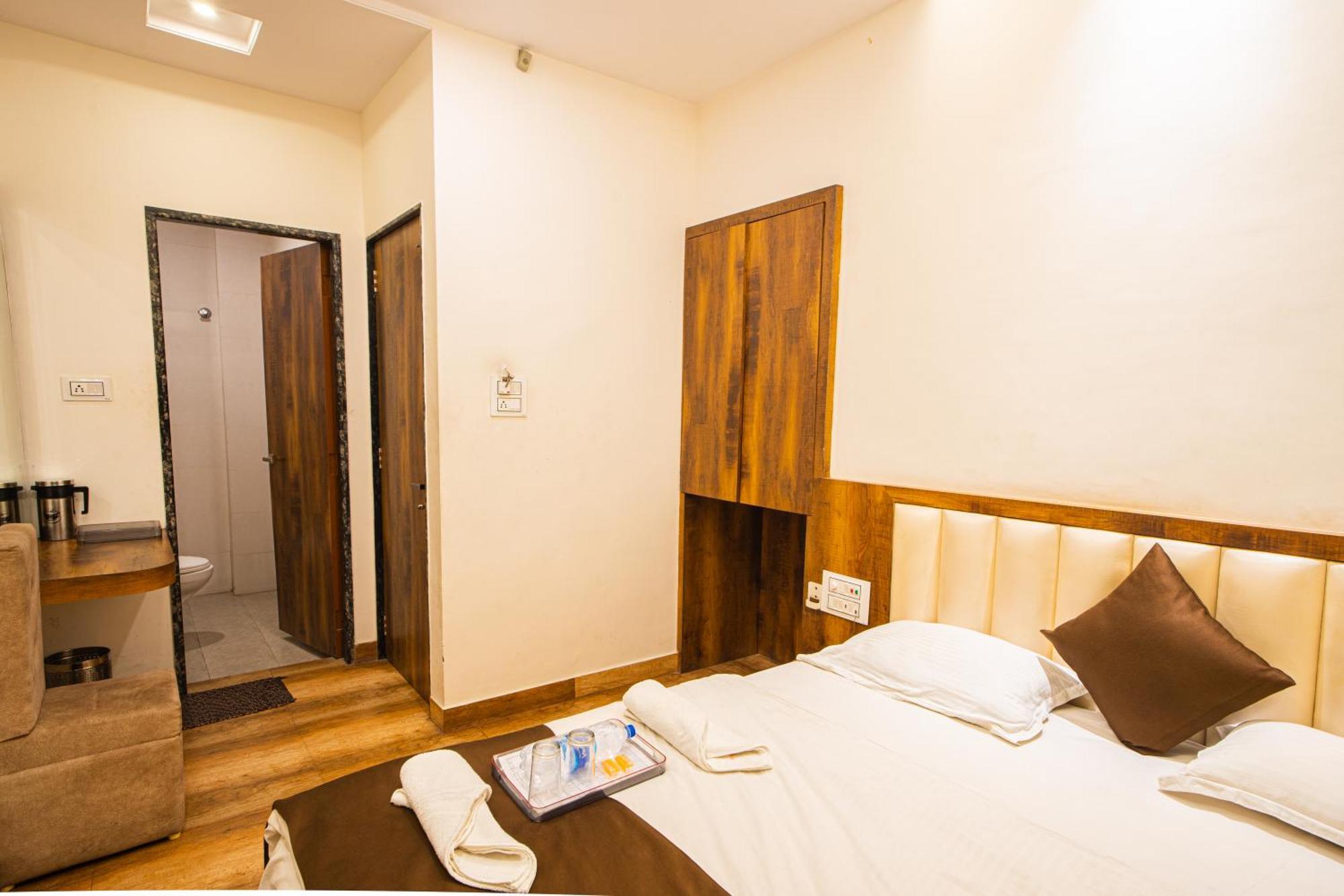 Hotel Khajanchi コーター エクステリア 写真